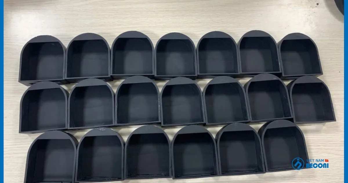 Vacuum casting with RTV silicone molds in the CT3D workshop